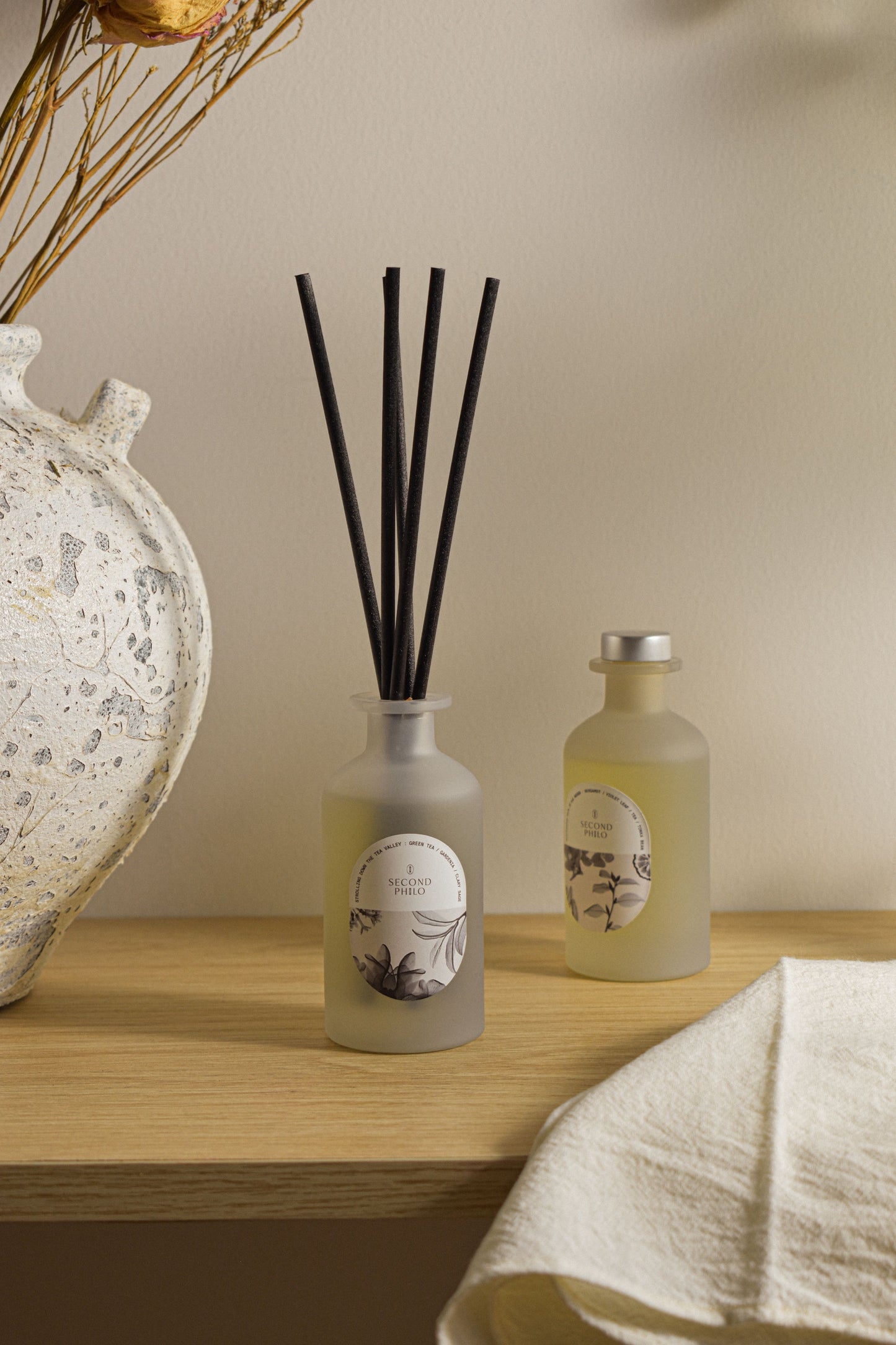 Room diffuser: Strolling down the tea valley